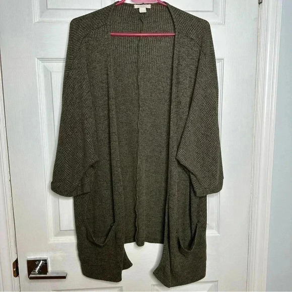 Streetwear Society Sweaters - Streetwear Society Cardigan Long Slouchy Green Size Medium